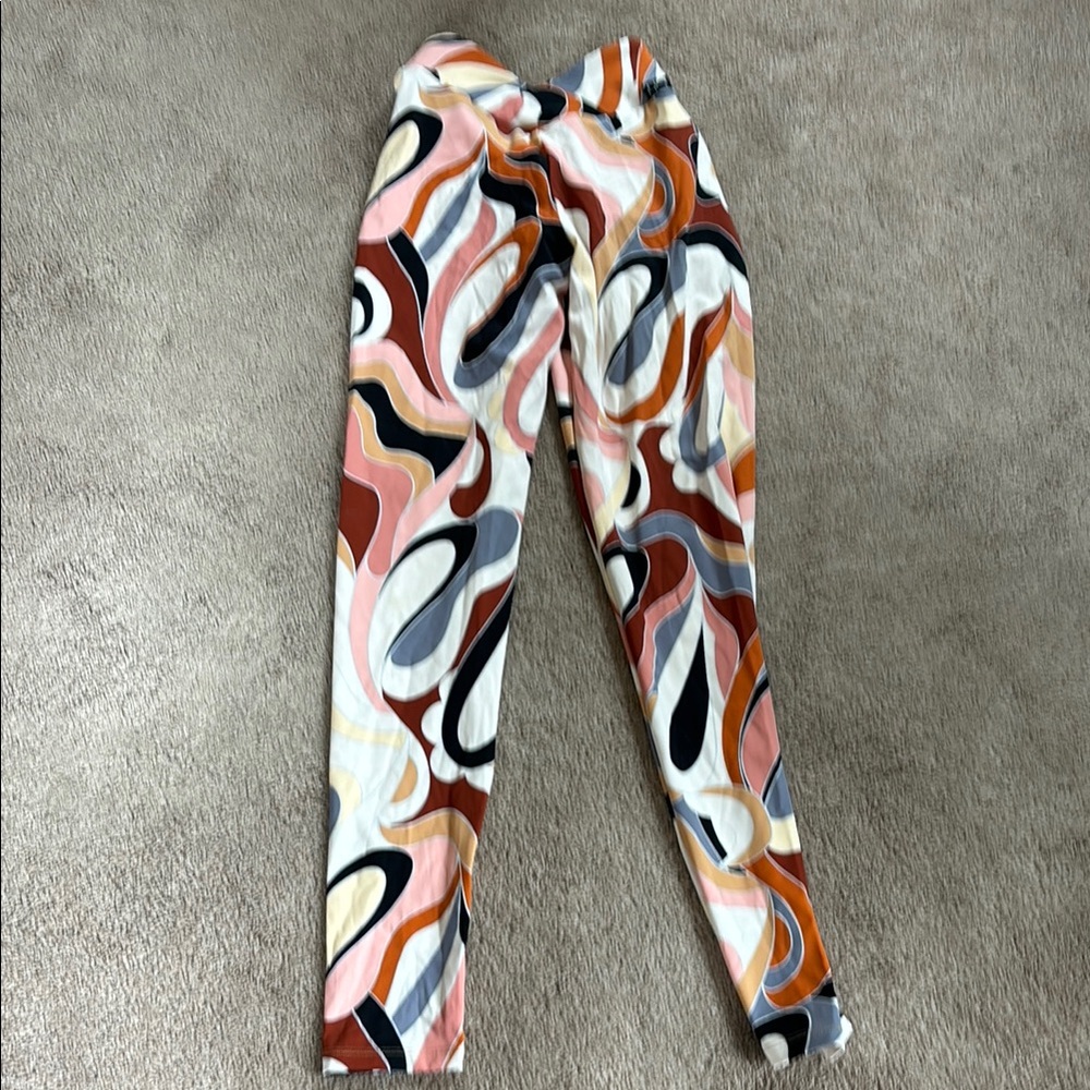 Lici fit V Scrunch leggings